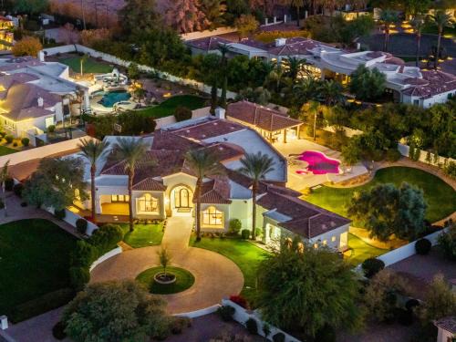 Camelback Mountain Villa Luxury in Paradise Valley