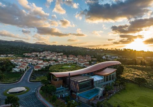 Camphortree Hotel and Resort