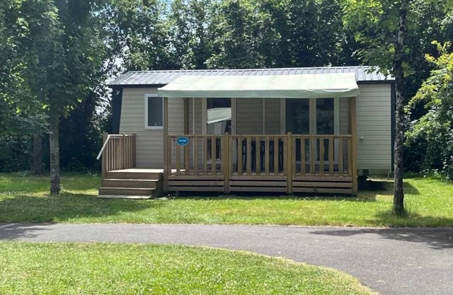 Camping 3 étoiles - Piscine - ccahich