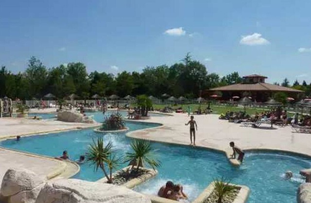 Camping 4 étoiles - Parc aquatique - eecgee