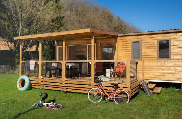 Camping 4* | Lac à 300m | Sarlat à 10 km