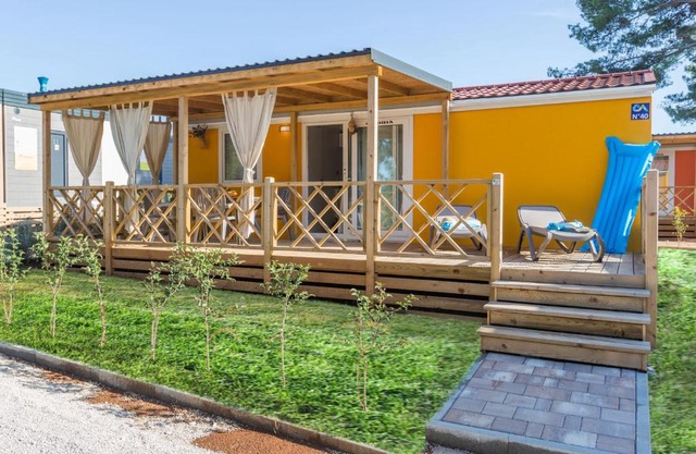 Camping Adria Mobile Homes Lanterna