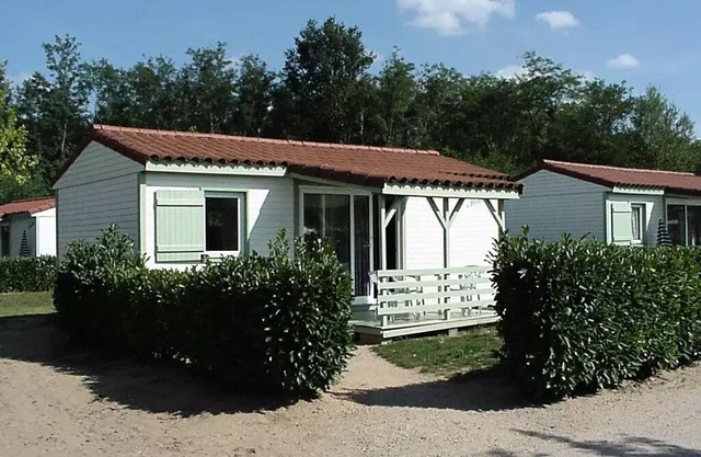 Camping du Lac* - 3 room cottage 6 people - per night
