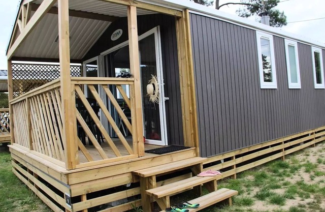Camping Domaine de Pont Mahé* - Mobil-Home Loggia Bay 3 Rooms 4 People