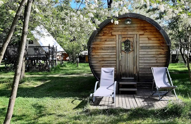 Camping du Viaduc* - Barrel 1 Room 2 People Without Sanitary