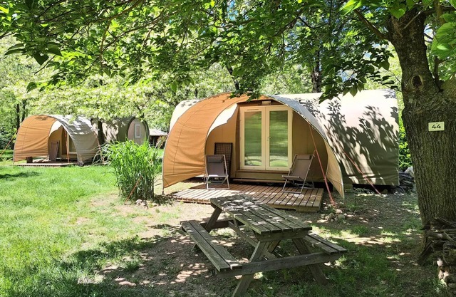 Camping du Viaduc* - Coco Sweet 3 Rooms 4 People Without Sanitary