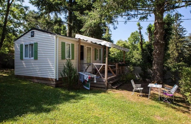 Camping le Jardin des Cévennes* - Mobile home Bikini 3 rooms 4 people
