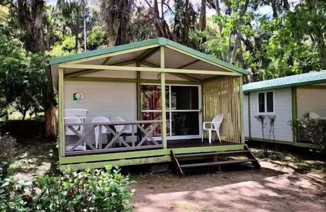 Campsite Benista * - Bungalow for 5 People
