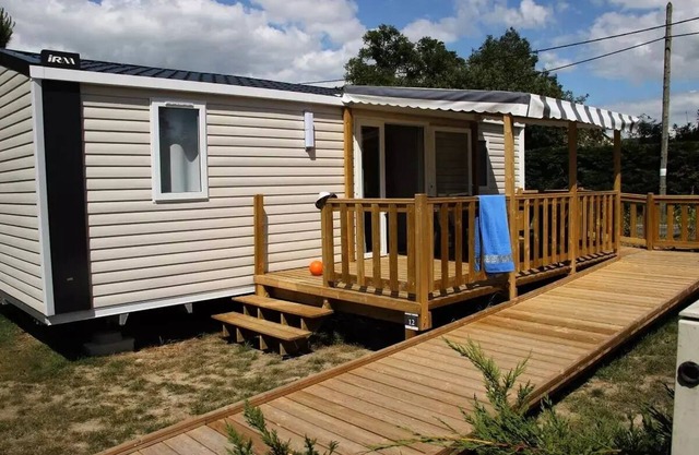 Campsite Domaine de Pont Mahé * - Mobile home Life Premium PMR 3 rooms 4 people