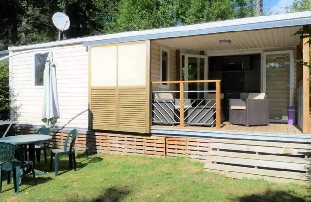 Campsite La Chanterelle* - Mobile Home Soléo 3 rooms 4 people