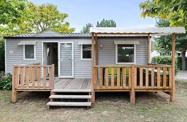 Campsite Le Domaine des Iscles* - Classic XL 4-room mobile home for 6 people