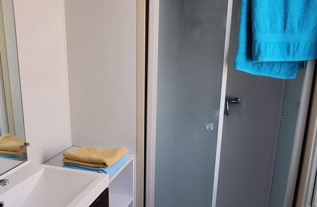 Campsite Seasonova Saint Michel * - Cottage Evasion - 2 Bedrooms 4 persons