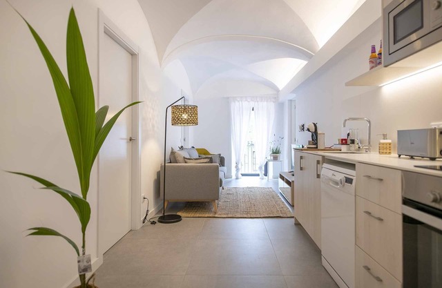 CAN Planeses - Apartamento de Lujo con Balcón en el Pla de L'estany