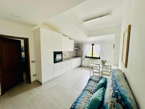 CannonHouse - La Pavoncella Blu