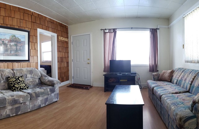 Canora Home Rentals Vacation Cottage
