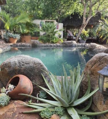 Canyon guest villa