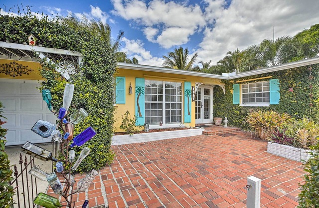 Cape Coral Home w/Yard < 1 Mi to Dtwn!