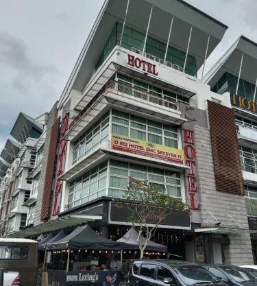 Capital O 812 Hotel SMC Seksyen 13