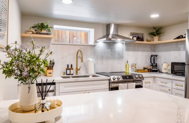 Capitolium by Stay in Nest - Walk to Cap Hill/AC