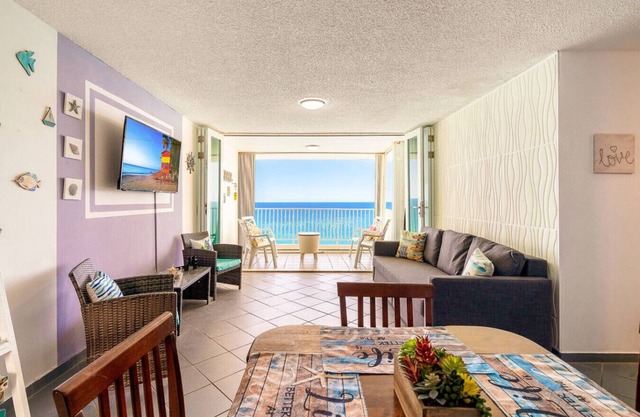 Captain’s Beachfront Pool and Parking
