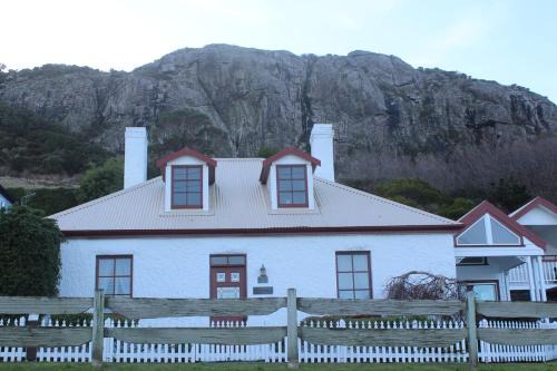 Captains Cottage