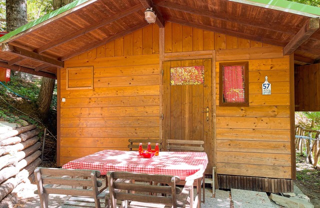 Caravan "Le Sorgenti - Chalet 57" with Mountain View & Private Garden
