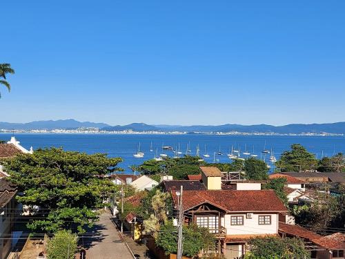 Casa 4 quartos com piscina, até 9 pessoas, em Santo Antônio de Lisboa - Floripa