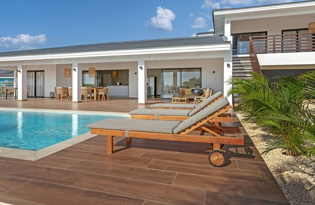 Casa Alegria in Sabalpalm Villas