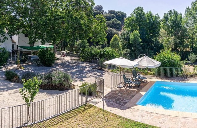 Casa Antoni is a cozy 4 person house in Mures, Spain, with a charming, tradition