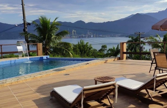 Casa Biscaia with 02 swimming pools and 02 gourmet areas Breathtaking view to the sea
