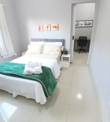 Casa c AR - condominio prox Parkshopping Campo Grande