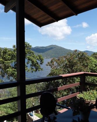 Casa c/Piscina&Acesso a Lagoa da Conceição NG0811