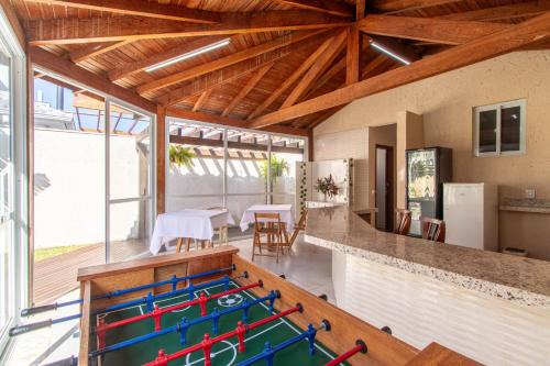 Casa charmosa com churrasqueira HZ3244