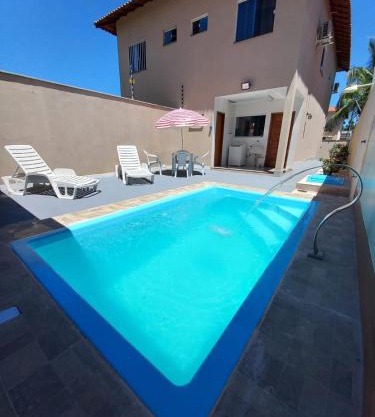 Casa Climatizada com Piscina em Jacaraipe