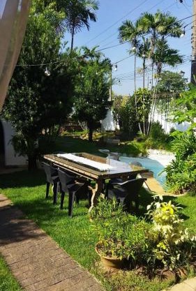 Casa Colonial com Suítes e Quartos Privativos - Hospedagem Residencial