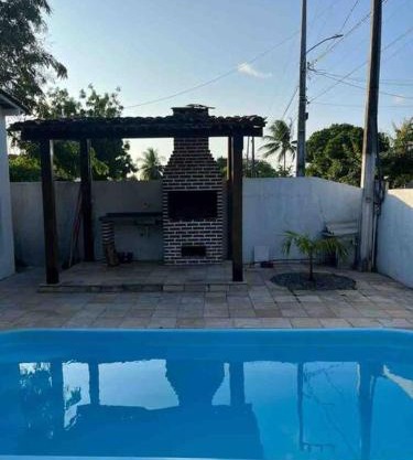 Casa com Piscina em Serrambi