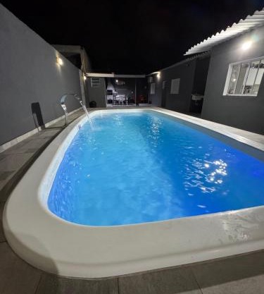 Casa com piscina em Peruibe