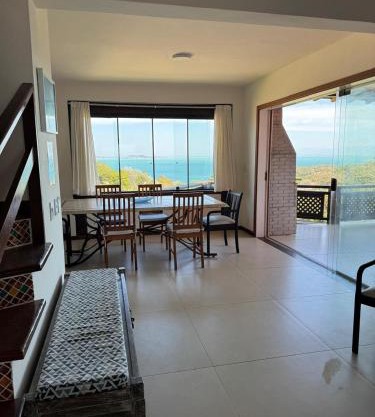 Casa com vista mar incrível!