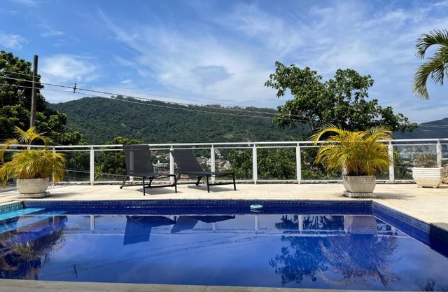 Casa com vista pro Cristo Redentor