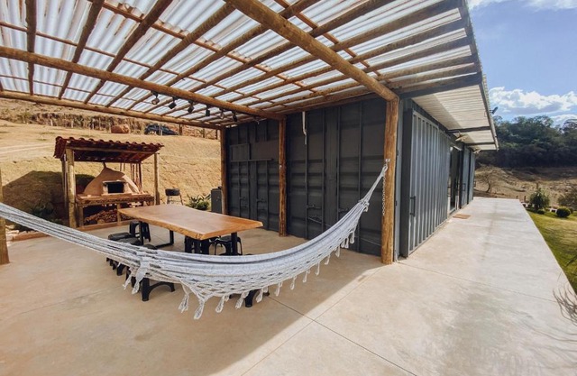 Casa Container com SPA e linda vista para a Serra da Mantiqueira
