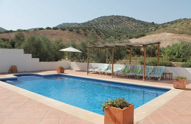 Casa Cruz. Secluded relaxation amongst the olive groves