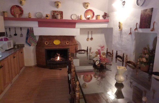 Casa Cueva La Fuente
