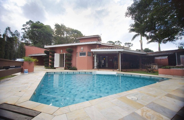 Casa de Campo com acesso a Represa em Piracaia/SP