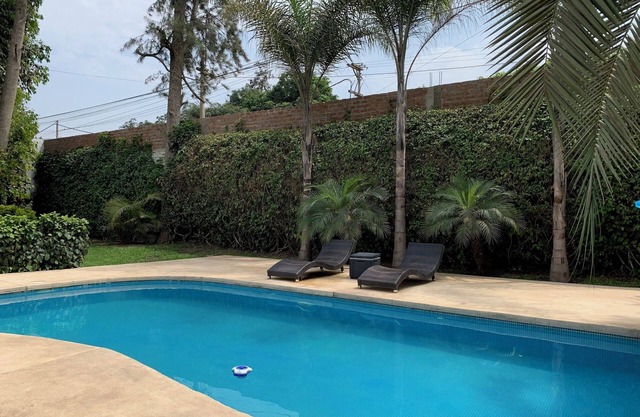 Casa de campo Pachacamac, piscina, parrilla totalmente equipada.