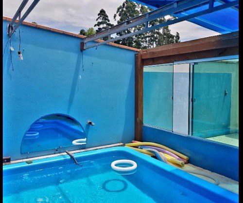 Casa de sítio com piscina aquecida lareira e fogão a lenha