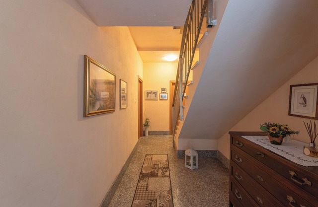 CASA DEI RIMONEI 2, apartment in the center of Breguzzo (Campiglio area)