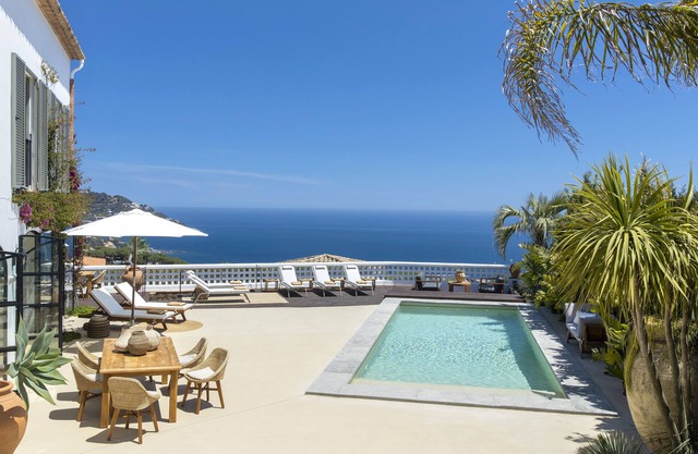Casa del Mar: A Mediterranean Dream in Calella de Palafrugell