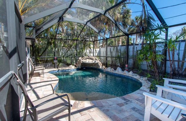 Casa Del Mar - Beach Pool Home Experience!