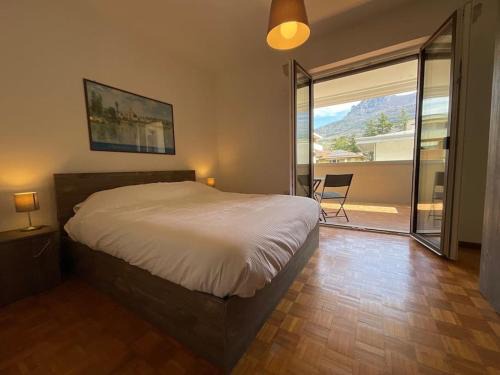 Casa di Tom con balcone, parcheggio e self check in