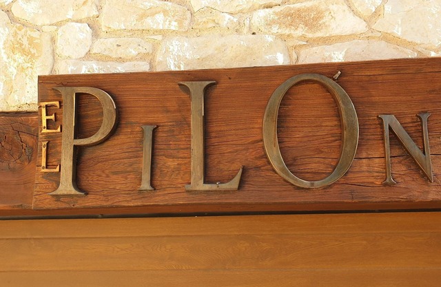 Casa el Pilón full rental rural house with capacity for up to 9 people